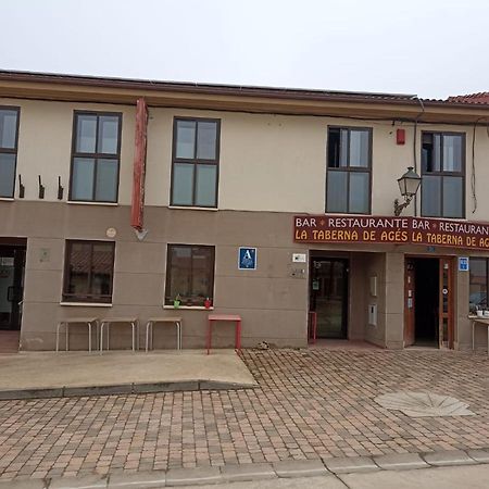 Taberna Albergue Municipal De Ages ภายนอก รูปภาพ