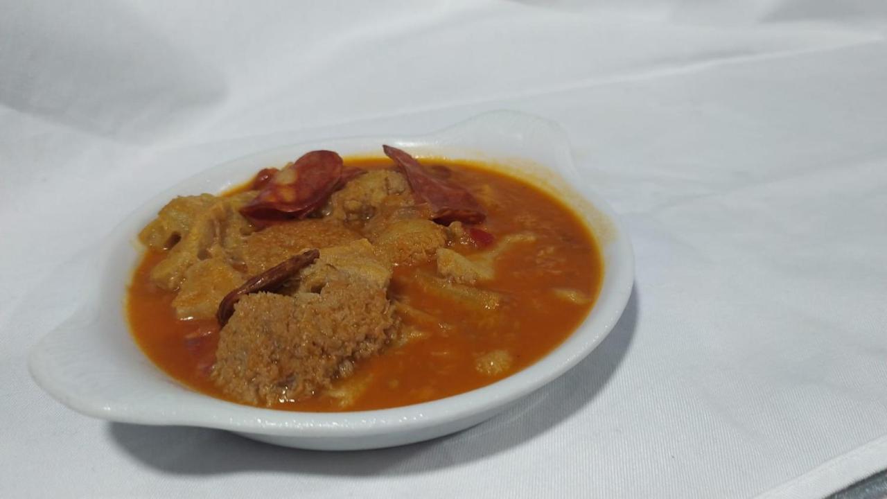 Taberna Albergue Municipal De Ages ภายนอก รูปภาพ