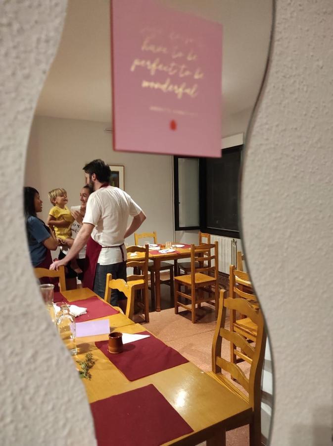 Taberna Albergue Municipal De Ages ภายนอก รูปภาพ